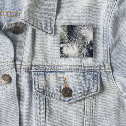 Tropische Zyklone Eric und Fanele Button (Beispiel)