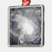 Tropischer Cyclone Gael nähert sich Madagaskar Ornament Aus Metall (Links)