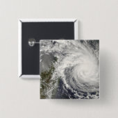 Tropischer Cyclone Ivan nähert sich Madagaskar Button (Vorne & Hinten)