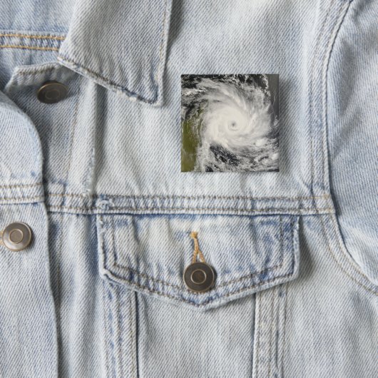 Tropischer Cyclone Ivan über Madagaskar Button (Beispiel)