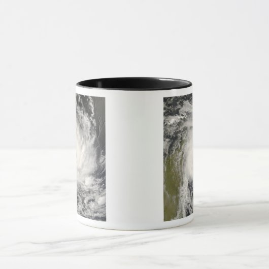 Tropischer Cyclone Ivan über Madagaskar Tasse (Zentrum)