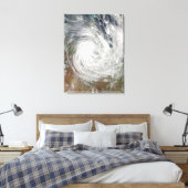 Tropischer Cyclone Yasi über Australien 2 Leinwanddruck (Insitu (Schlafzimmer))