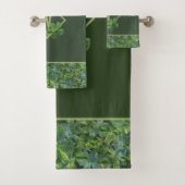Tropischer Dschungel Blätter Monogram Badetuch Set (Insitu)