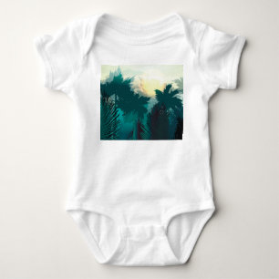 Tropischer Dschungel: Vintage Morgenlandschaft. Baby Strampler