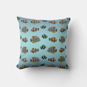 Tropischer Fish Frenzy Pillow (Sky Blue Mix) Kissen