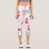 Tropischer Flamingo und Blätter, Sommermuster. Capri Leggings (Vorderseite)
