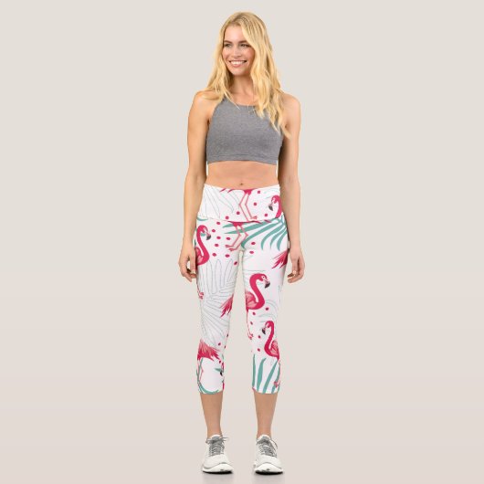 Tropischer Flamingo und Blätter, Sommermuster. Capri Leggings (Vorderseite)