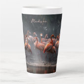 Tropischer Flamingos-individuelle Name Milchtasse (Vorderseite)