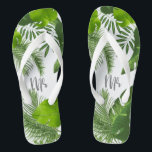 Tropischer Flor Herr Groom ID475 Badesandalen<br><div class="desc">Mit diesem schönen Design mit üppiger tropischer Vegetation kreieren Sie besondere Flipflops für den Bräutigam. Der auffällige "mr" Skripttext ist optional und kann gelöscht werden, um die Vorlage für andere Anlässe zu verwenden. Suchen Sie nach ID475, um weitere Produkte mit diesem Design zu sehen, inklusive der passenden Hochzeitsbriefpapier und mehr....</div>