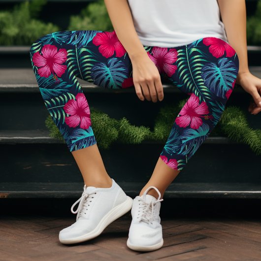 Tropischer Hibiskus Capri Leggings
