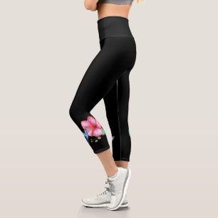 Tropischer Hummingbird-Schwarz Capri Leggings