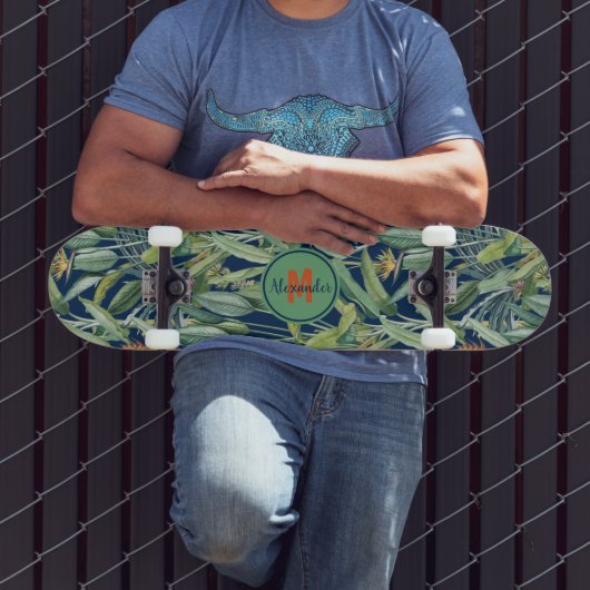 Tropischer Jungle Banana Tree Strelitzia Monogramm Skateboard (Außenbereich 3)