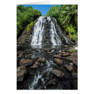 Tropischer Kepirohi-Wasserfall