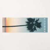 Tropischer Name Aquamarin Orange Palm Tree Sunset Yogamatte (Vorderseite (Horizontal))
