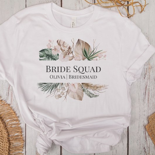 Tropischer Orchid mit Monstera Bride Squad Tshirt