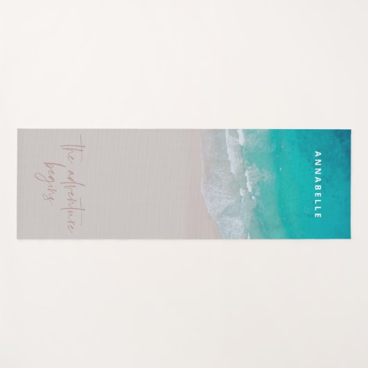 Tropischer Sandstrand Ozean das Abenteuer beginnt Yogamatte (Vorderseite (Horizontal))