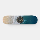 Tropischer Sandstrand Türkis Sea Golden Monogram Skateboard (Horizontal)