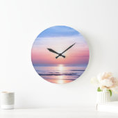 Tropischer Sonnenaufgang: Meer, Himmel, Ruhe Große Wanduhr (Zuhause)