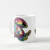 Tropischer Splendor: Toucan Bird in Gefärbte Krawa Kaffeetasse (Vorderseite Links)
