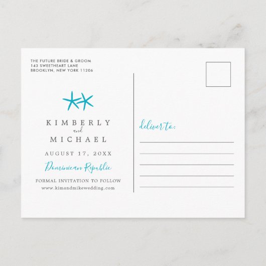 Tropischer Strand mit Sandstrand Save the Date Ankündigungspostkarte (Rückseite)