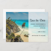 Tropischer Strand mit Wind gesegneten Bäumen Save The Date (Vorne/Hinten)