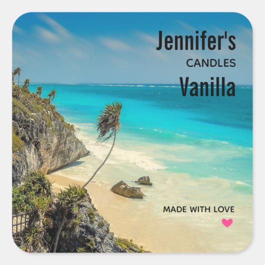 Tropischer Strand mit windgepeitschten Palmen - Ca Quadratischer Aufkleber (Vorderseite)