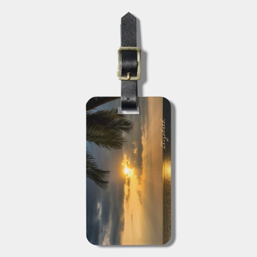 Tropischer Strand, Palm, Sonnenuntergang - Persona Gepäckanhänger (Vorderseite vertikal)