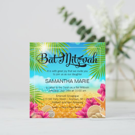 Tropischer Strand Pink Hibiskus Bat Mitzvah Einladung (Stehend Vorderseite)