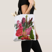 Tropischer Strauß mit roten Blume. Tasche (Von Nahem)