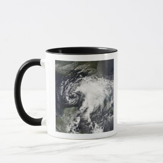 Tropischer Sturm Alberto Tasse (Links)