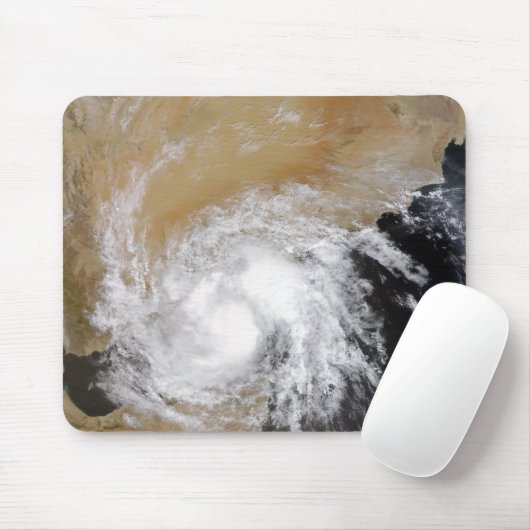 Tropischer Sturm Drei im nördlichen Indischen Ozea Mousepad (Mit Mouse)