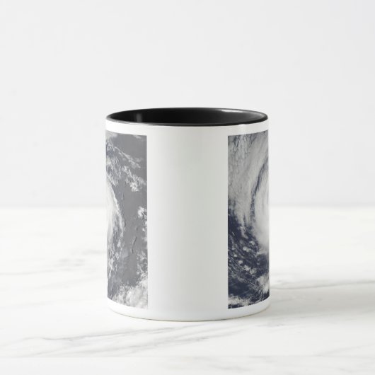 Tropischer Sturm Guillermo Tasse (Zentrum)