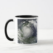 Tropischer Sturm Karl über der Yucatan-Halbinsel Tasse (Links)