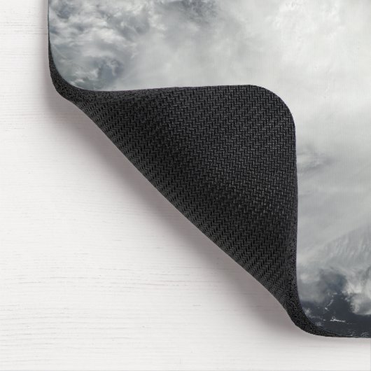 Tropischer Sturm Parma nähert sich China und Vietn Mousepad (Ecke)