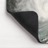 Tropischer Sturmflug Mousepad (Ecke)