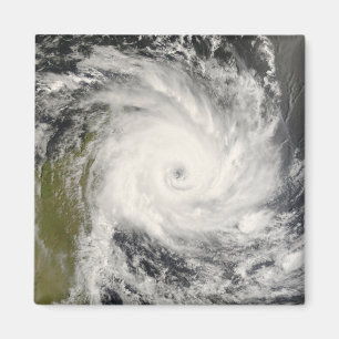 Tropischer Wirbelsturm Iwan über Madagaskar Magnet