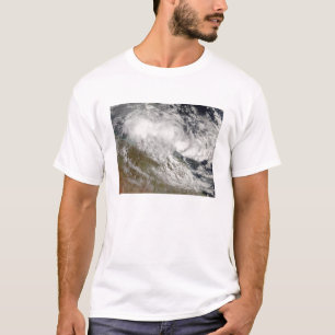 Tropischer Wirbelsturm Olga über Nordostaustralie T-Shirt