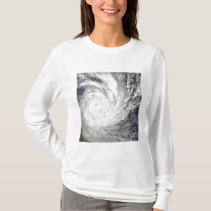 Tropischer Wirbelsturm Yasi über Australien T-Shirt