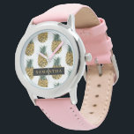 Tropisches Ananas-Muster mit Namen Armbanduhr<br><div class="desc">Tropisches Ananas-Muster mit Namen</div>