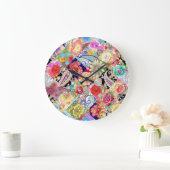 Tropisches Blumenmuster, lebhafte Farben. Große Wanduhr (Zuhause)