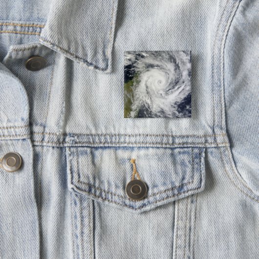 Tropisches Cyclone Bingiza Button (Beispiel)