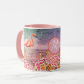 Tropisches Flamingo am Strand, rosa Blume, Monogra Tasse (Vorderseite Links)