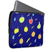 Tropisches Fruchtmuster mit Neonfarben Laptopschutzhülle (Vorne Rechts)