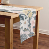 Tropisches Grau Gold Foliage Blumenmuster Mittelgroßer Tischläufer (Beispiel)