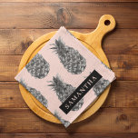 Tropisches Grau-Pink-Ananas-Muster mit Namen<br><div class="desc">Tropisches Grau-Pink-Ananas-Muster mit Namen</div>
