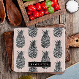 Tropisches Grau-Pink-Ananas-Muster mit Namen Schneidebrett