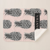 Tropisches Grau-Pink-Ananas-Muster mit Namen Sherpadecke (Vorderseite (Horizontal))