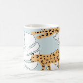 Tropisches Leopardentier und Monstera-Palmen-Blätt Kaffeetasse (Mittel)