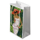 Tropisches Mädchen mit großem Red Hat Kleine Geschenktüte (Vorderseite Schrägansicht)