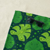 Tropisches Muster mit Blätter aus Liman und Monste Strandtuch (Beispiel)